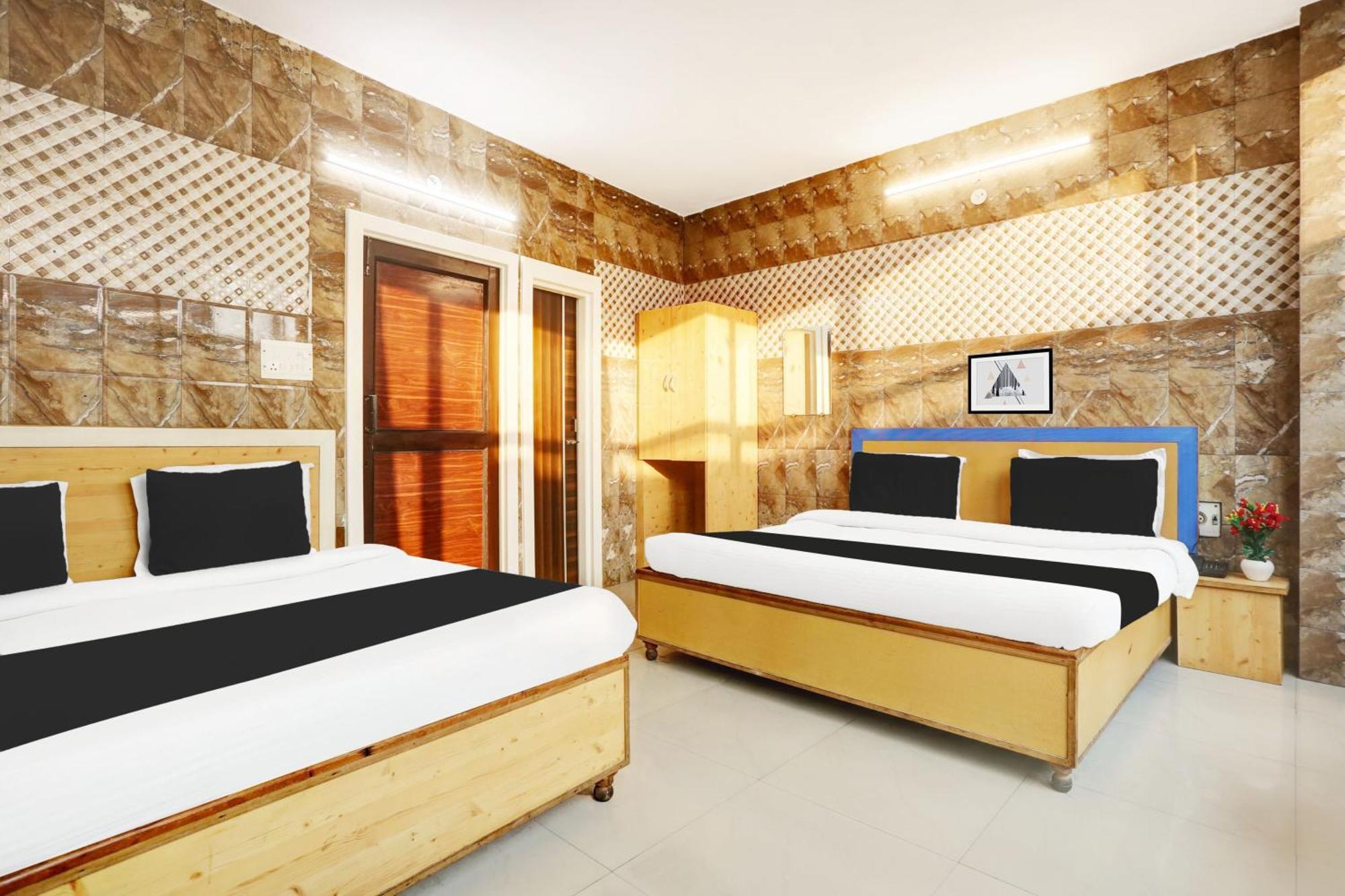 Hotel O Jammu Near Ragunath Bazaar Formerly Goodwill Dış mekan fotoğraf